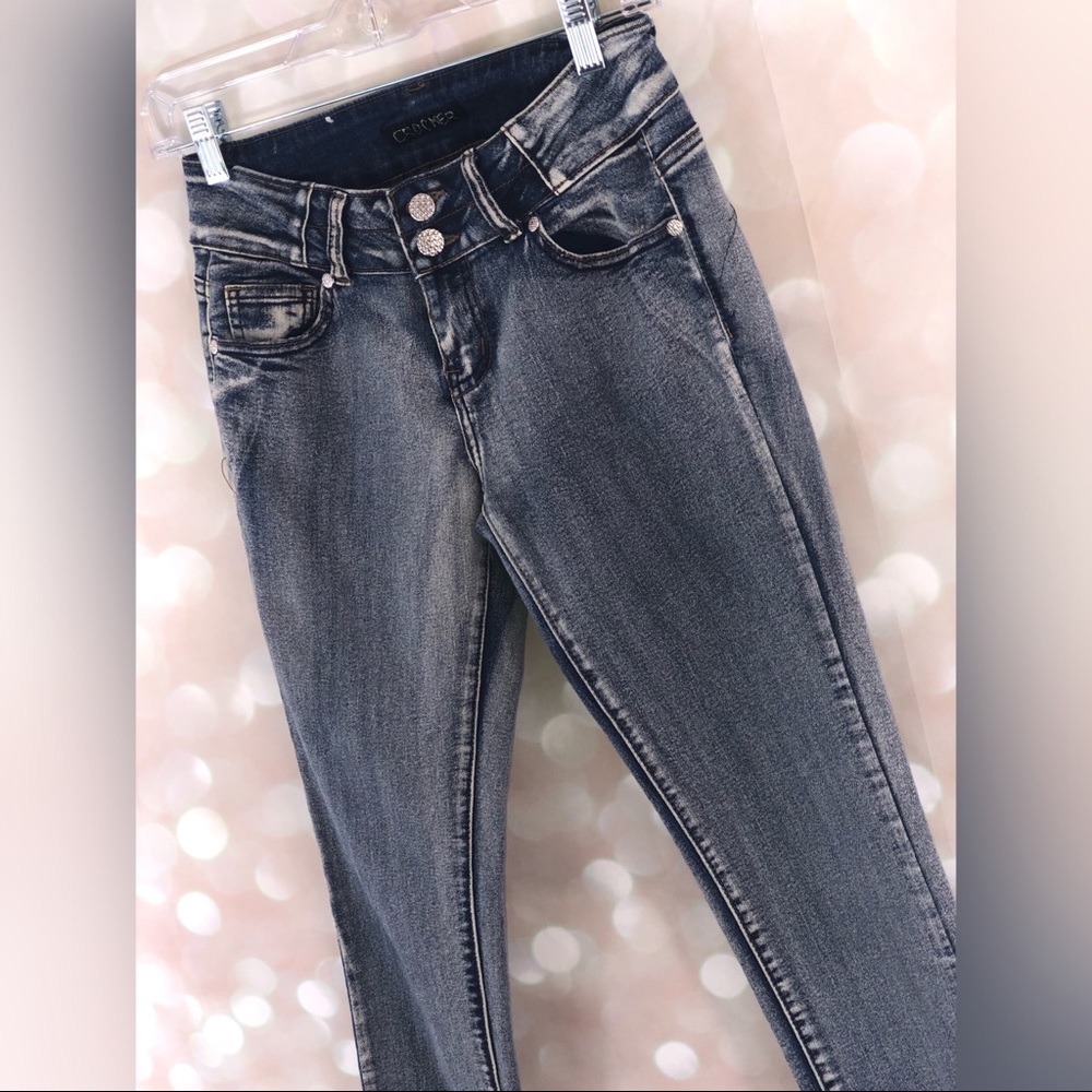 Stonewashed jeans